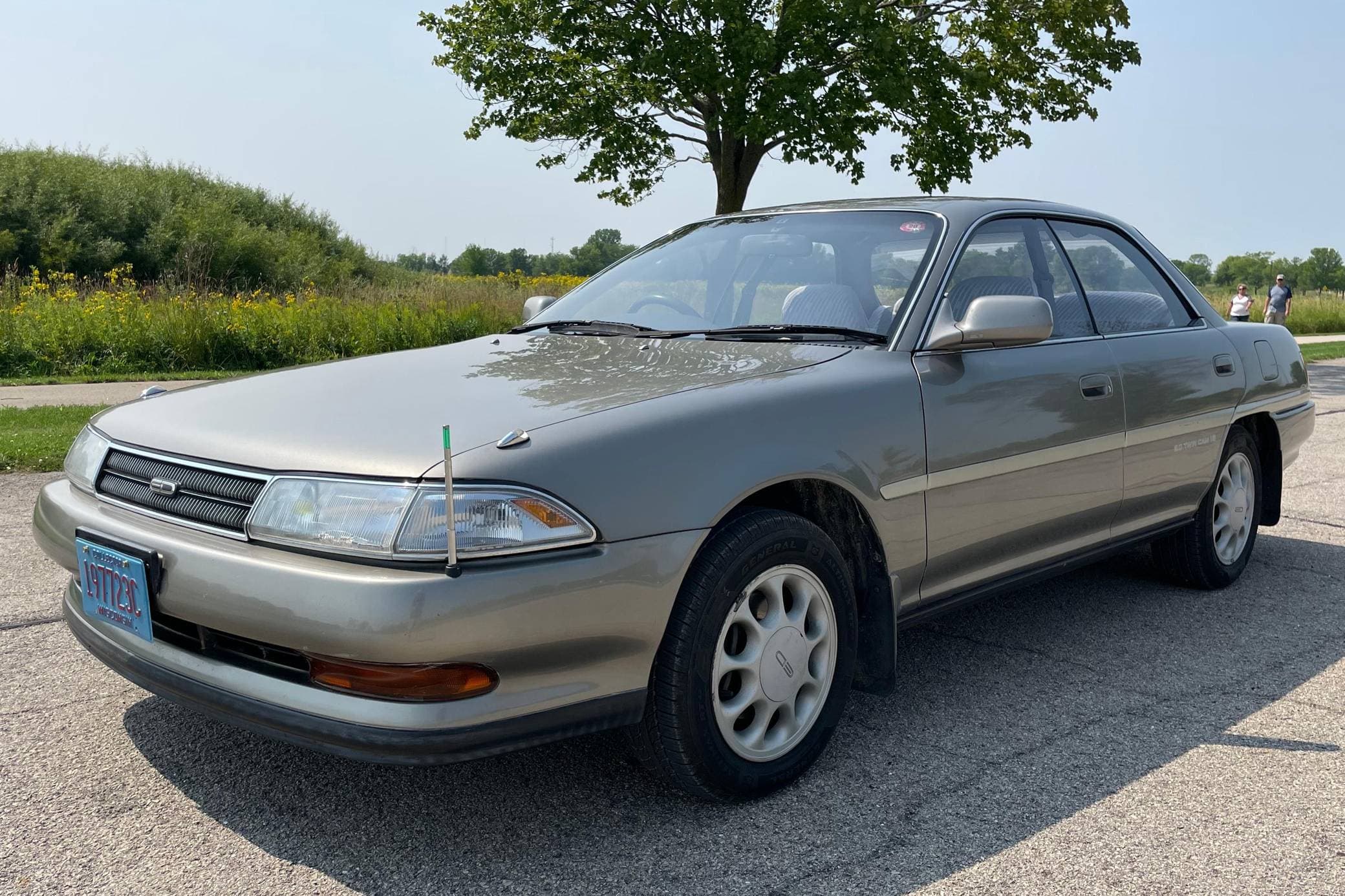 1990 Toyota Carina sold for $5,700