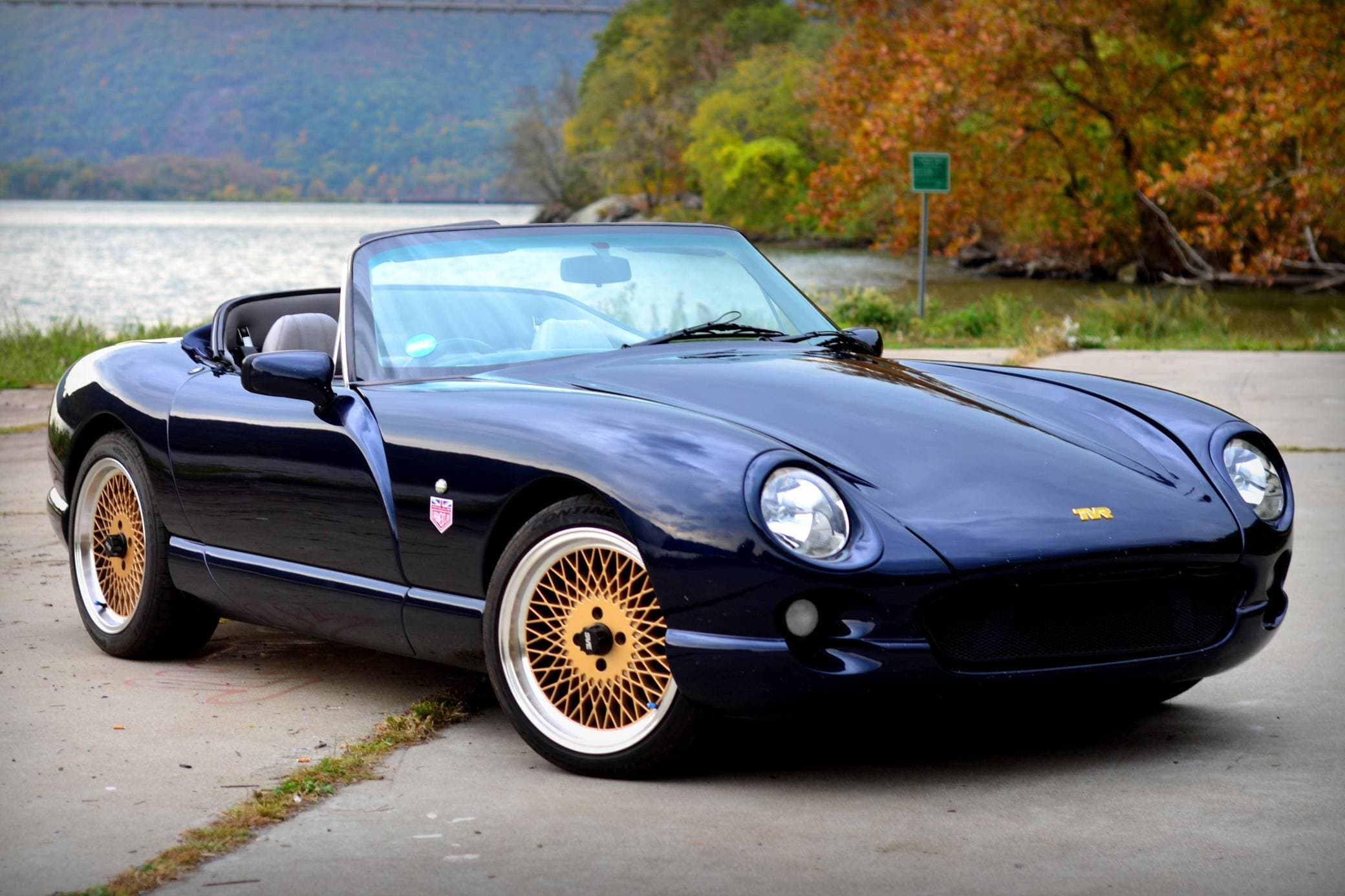 1994 TVR Chimaera sold for $22,500