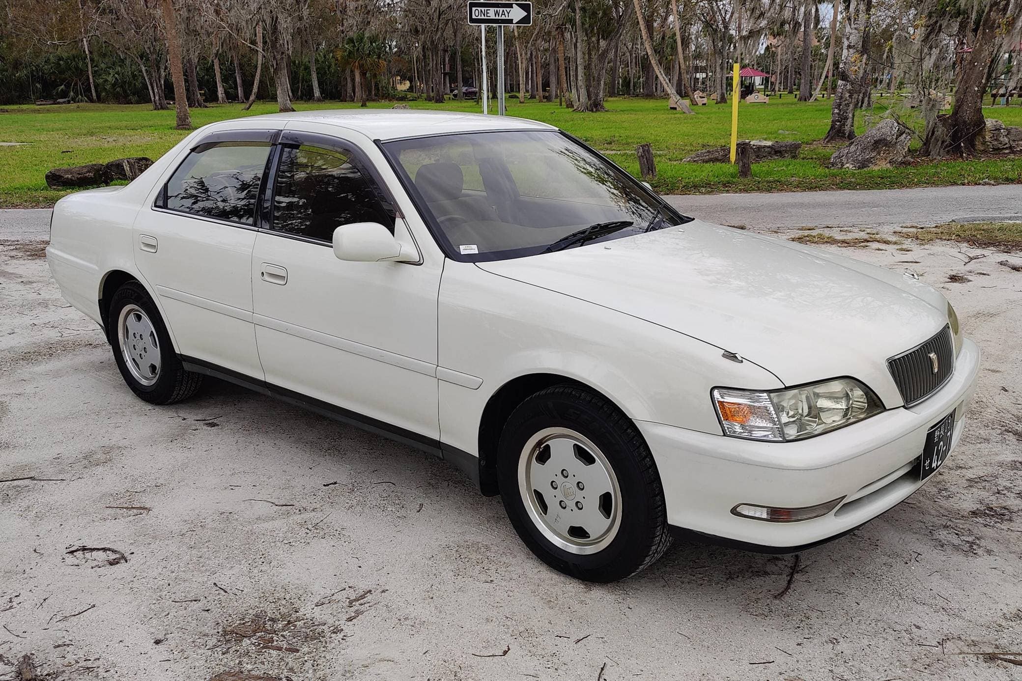1997 Toyota Cresta sold for $9,100