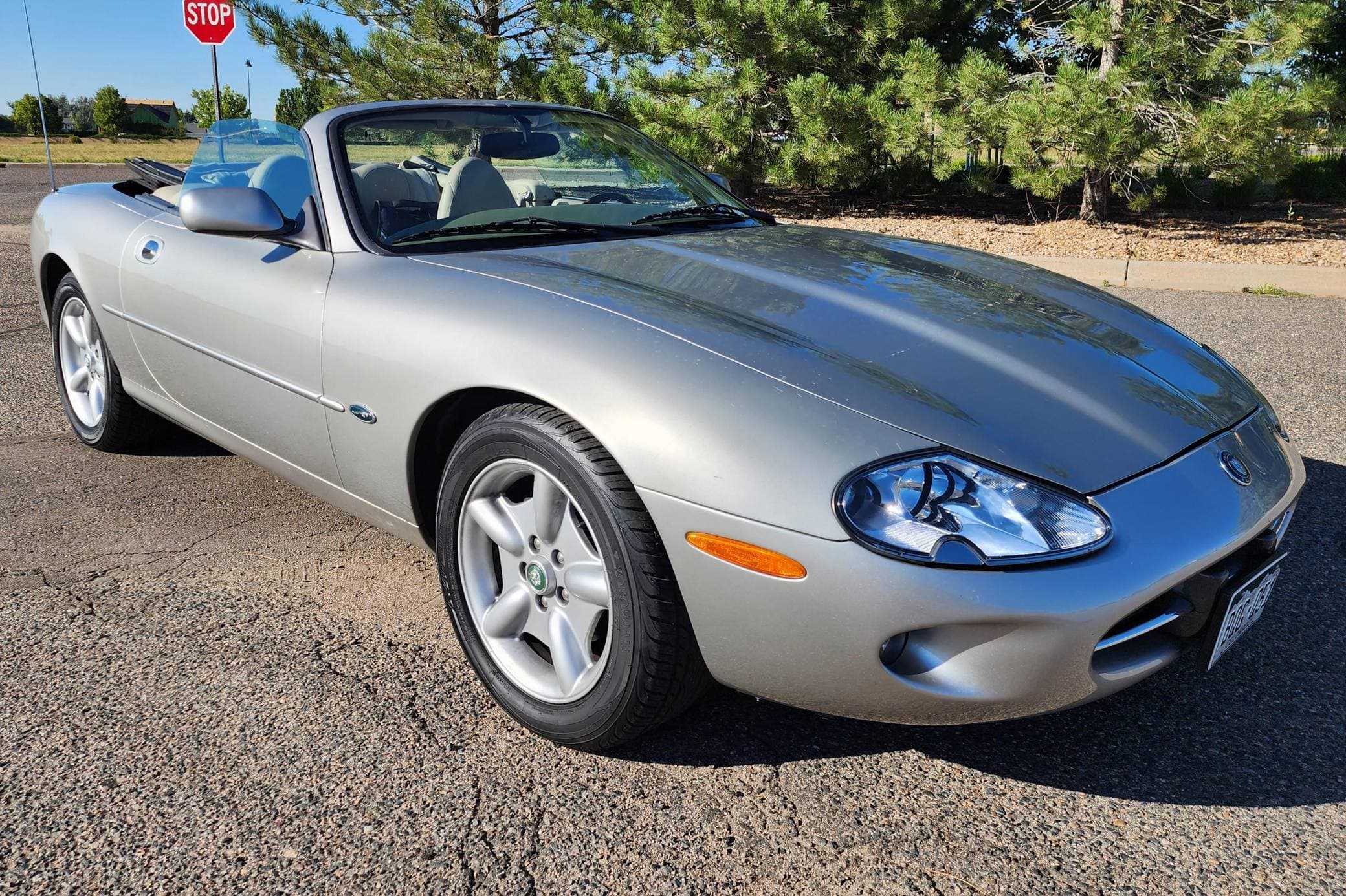 1998 Jaguar XK8 sold for $6,650
