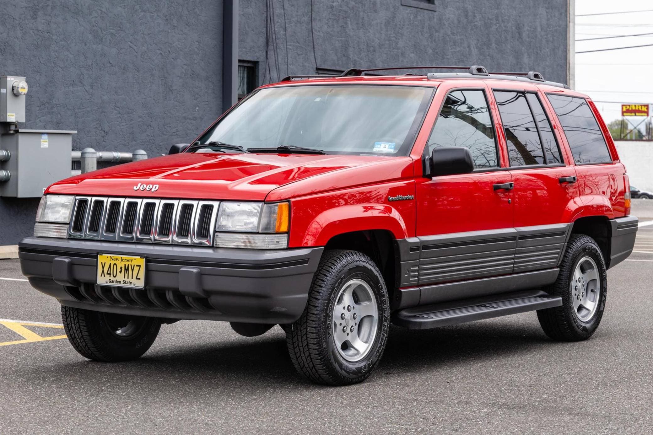 1995 Jeep Grand Cherokee sold for $6,750