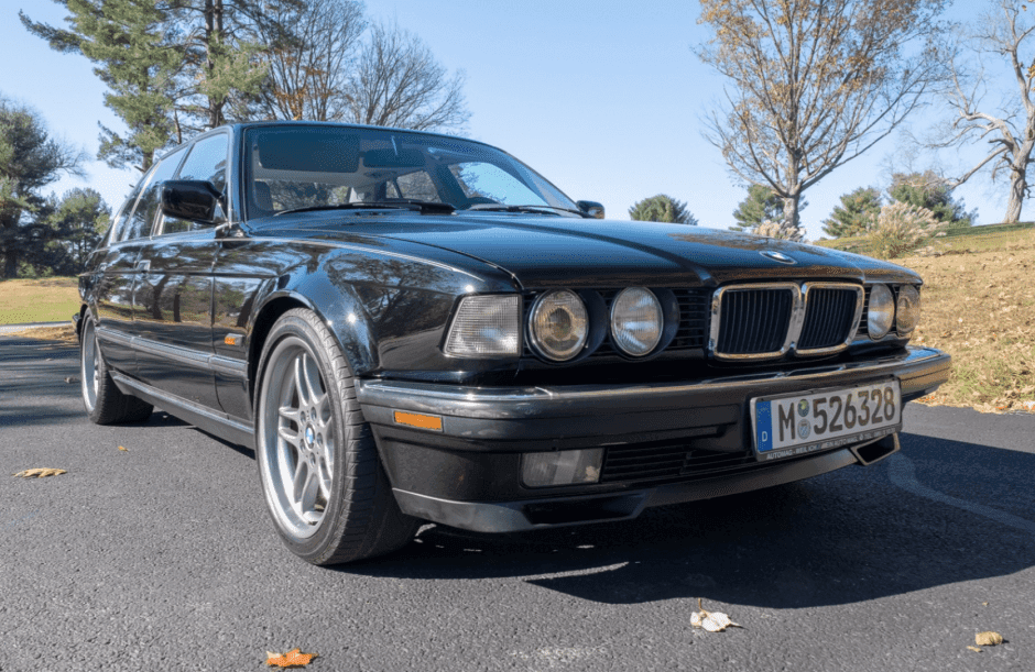 1993 BMW E32 7-Series sold for $6,232