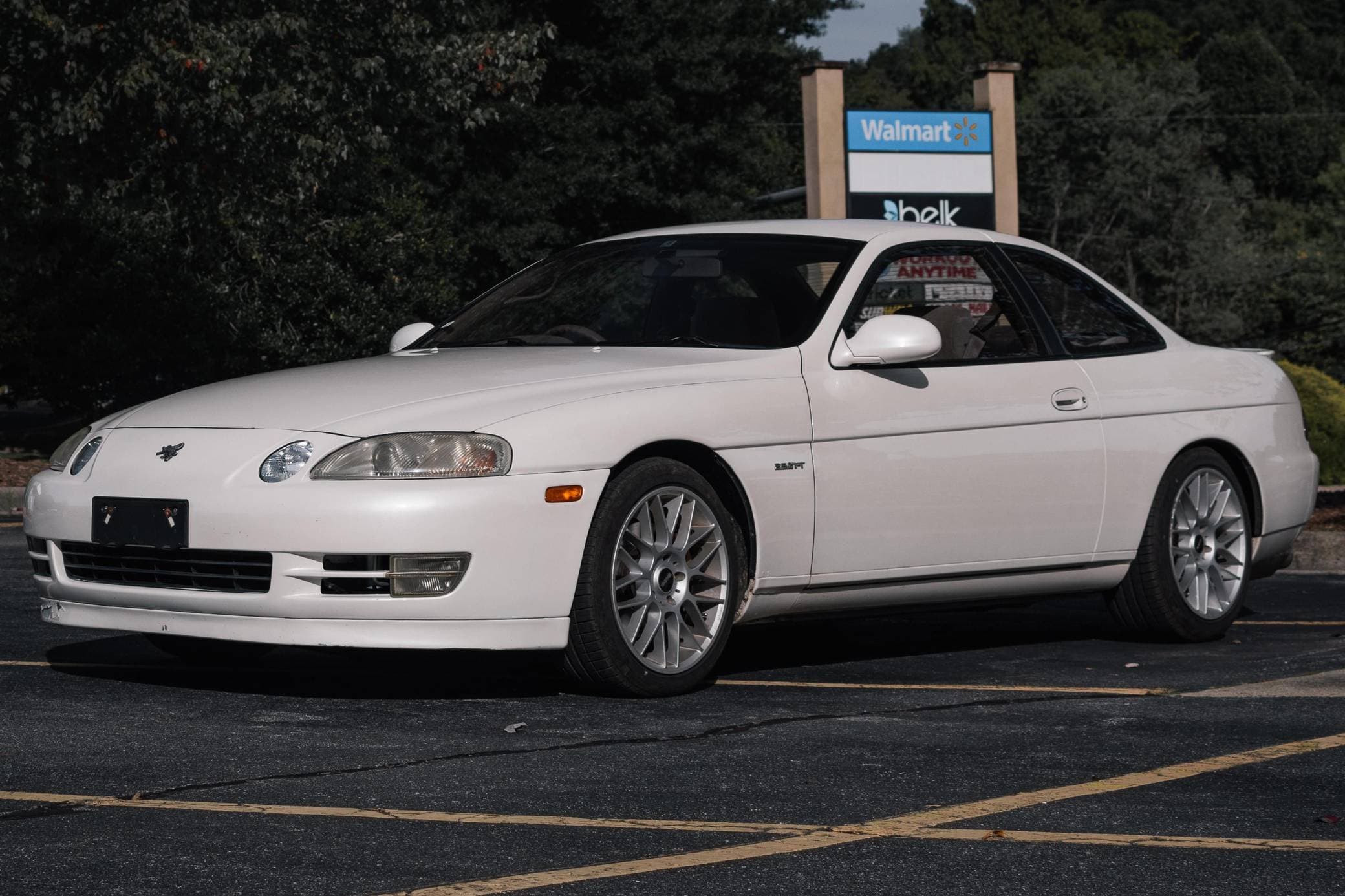 1994 Toyota Soarer sold for $11,111