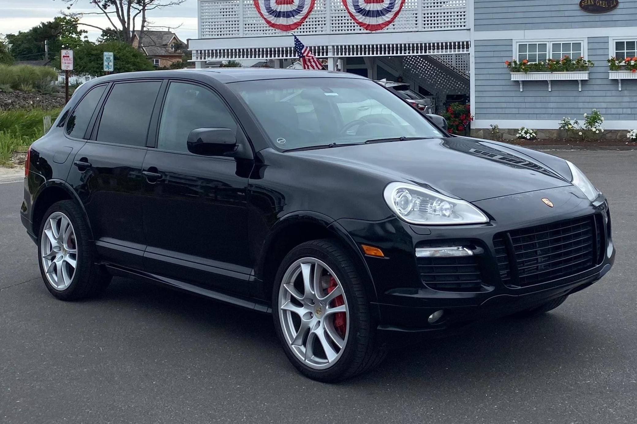 2009 Porsche Cayenne sold for $27,957