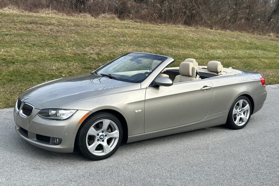 2009 BMW E92/E93 3-Series Coupe & Convertible sold for $14,350