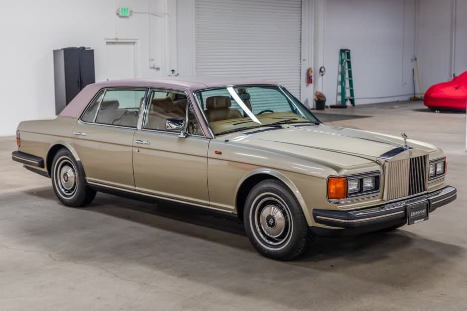 1984 Rolls-Royce SZ Silver Spirit & Silver Spur sold for $17,500