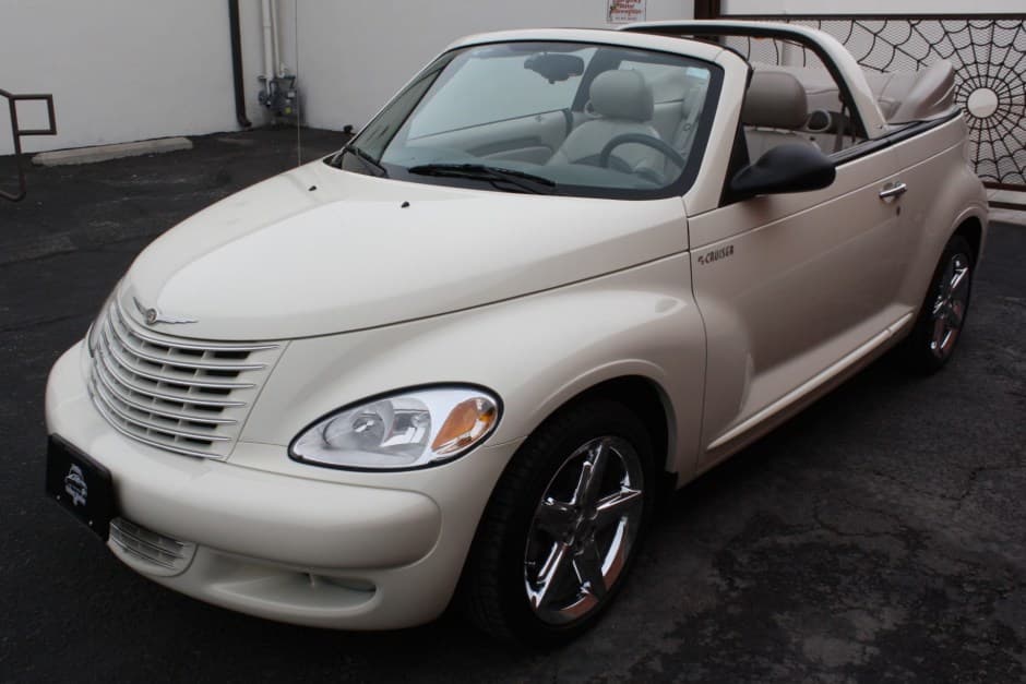 2005 Chrysler PT Cruiser sold for $10,350