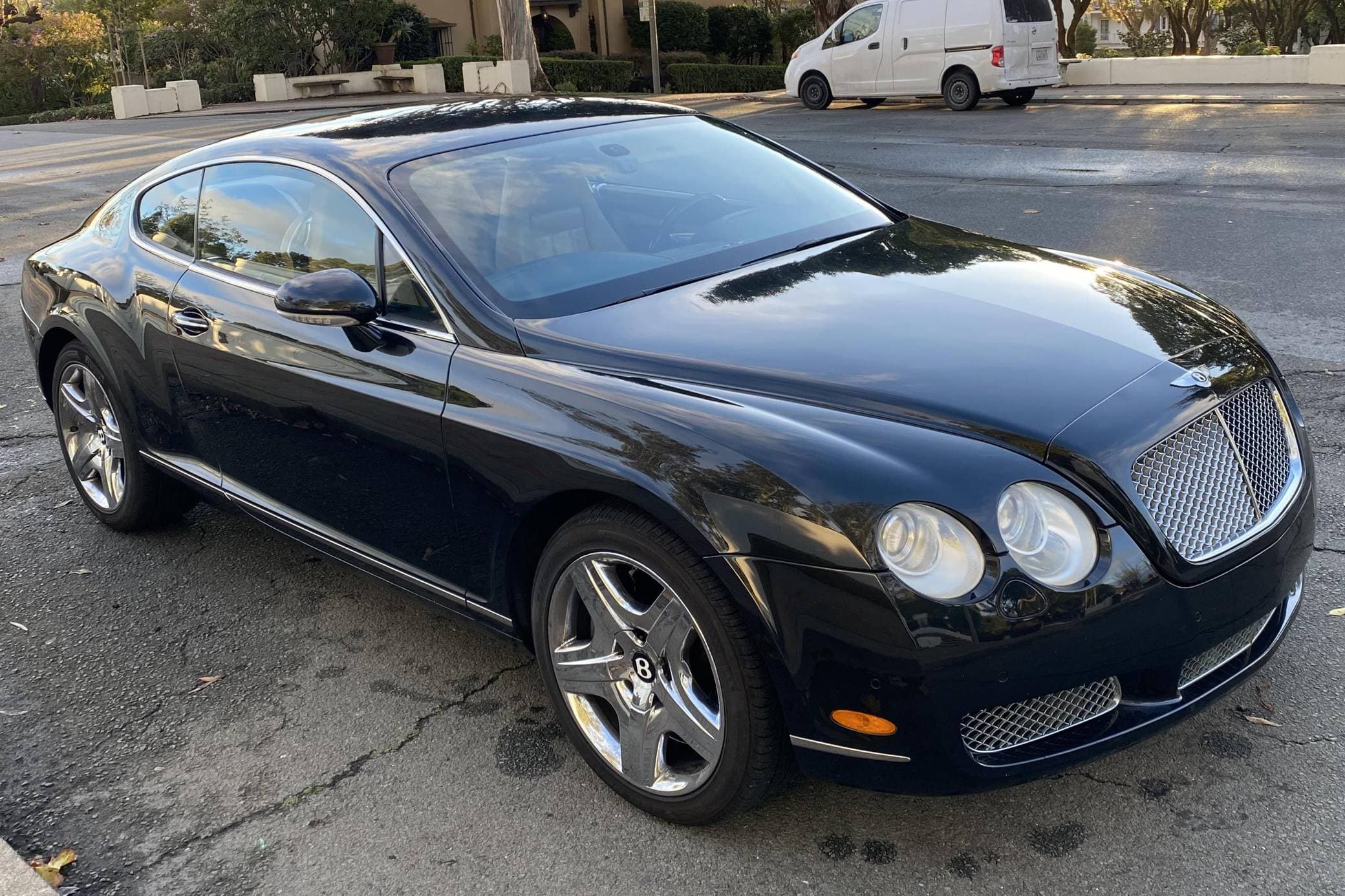 2004 Bentley Continental sold for $25,250