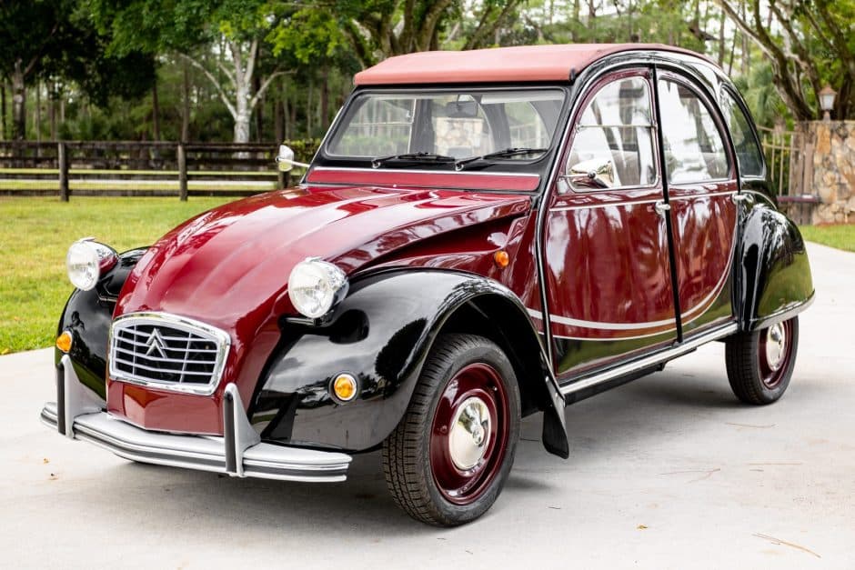 1989 Citroen 2CV sold for $26,500