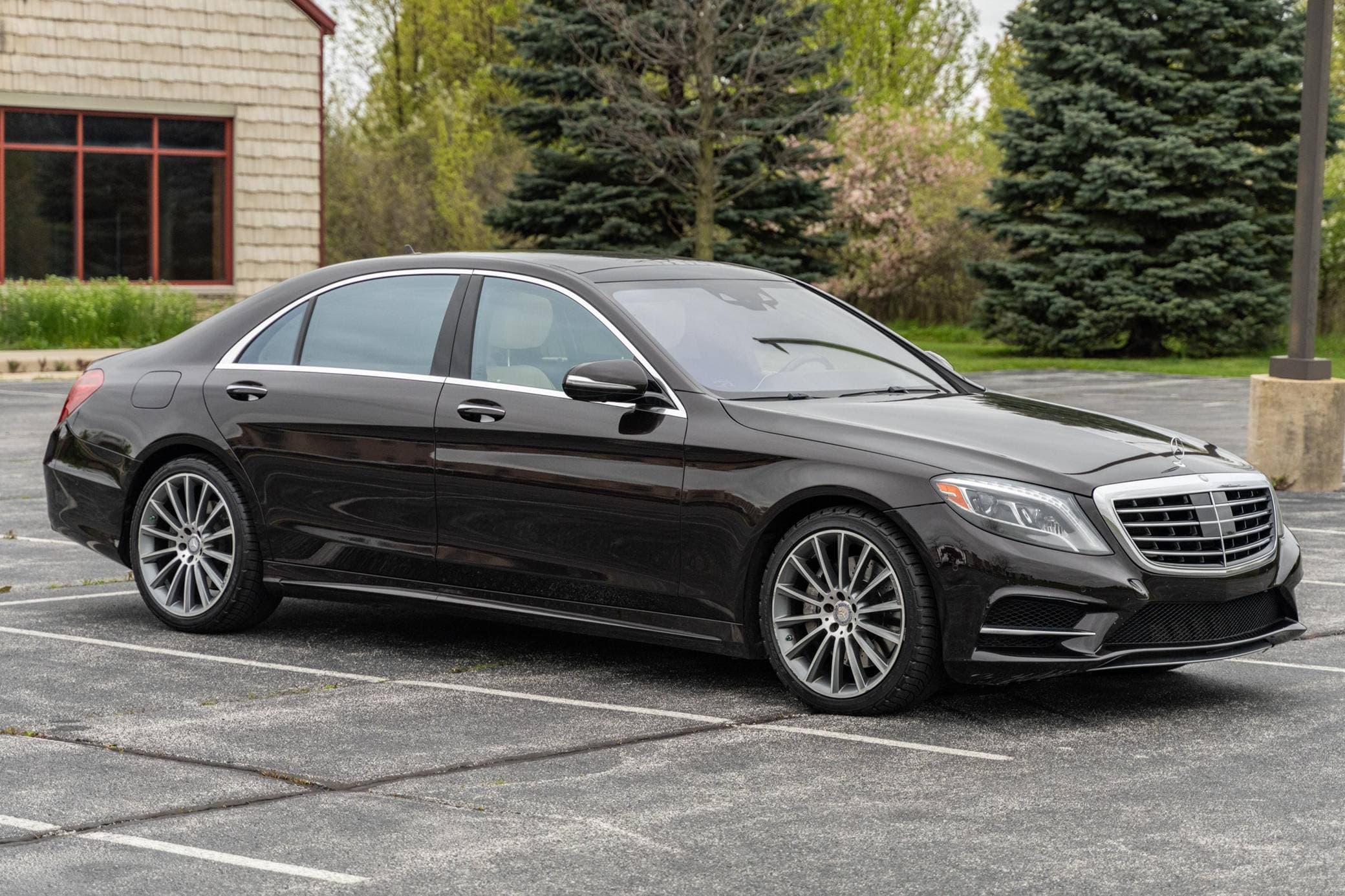2015 Mercedes-Benz S-Class sold for $16,500