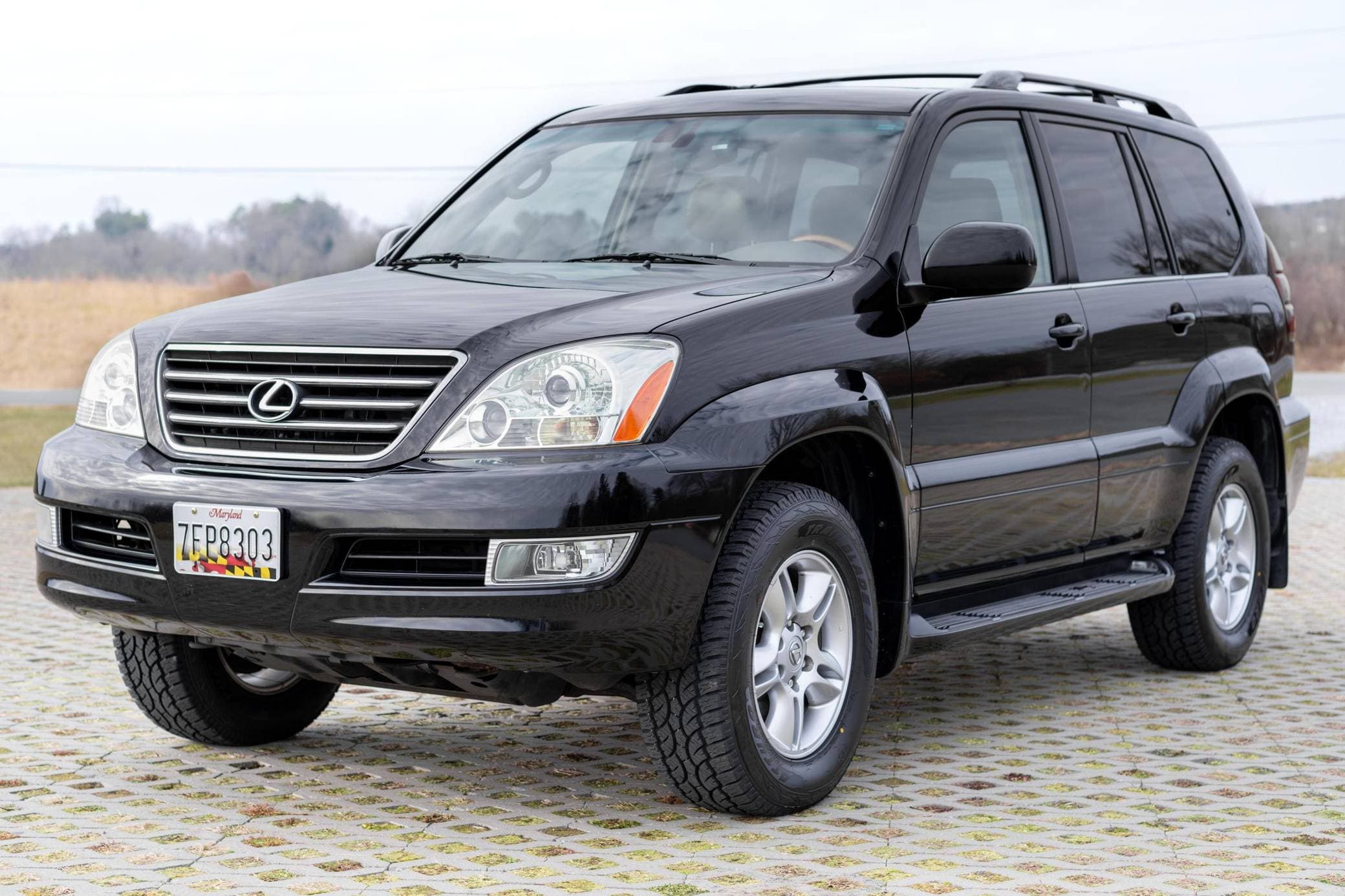2004 Lexus GX sold for $16,530