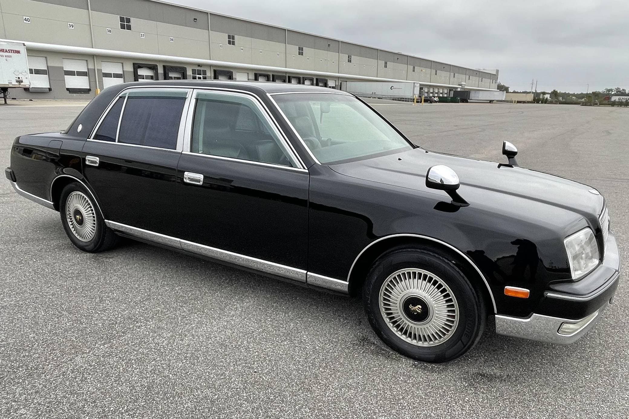 1997 Toyota Century sold for $22,150
