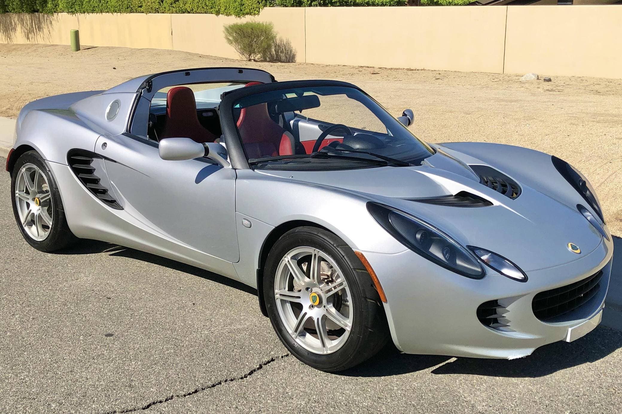 2005 Lotus Elise sold for $38,000