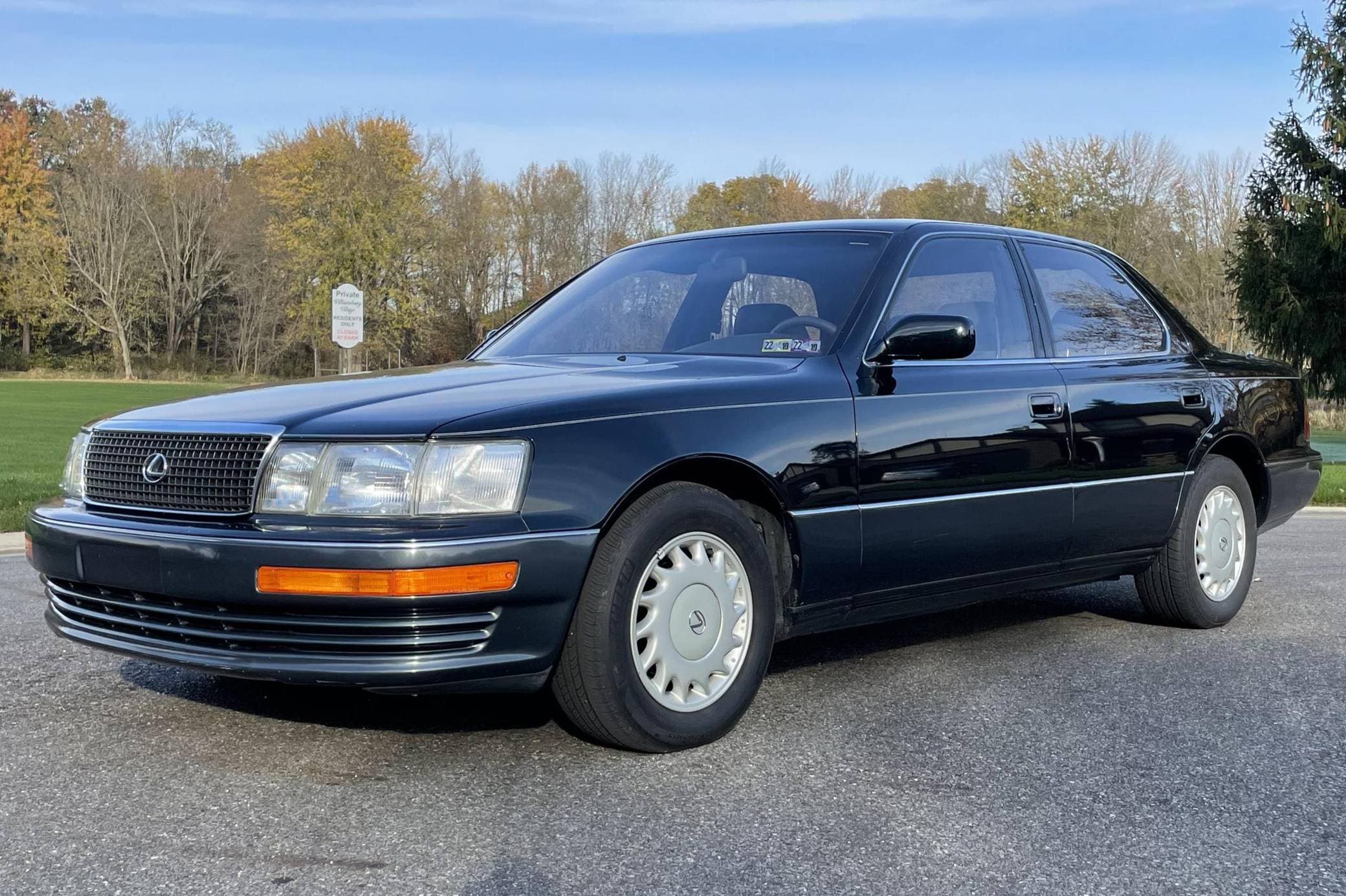 1991 Lexus LS sold for $7,201