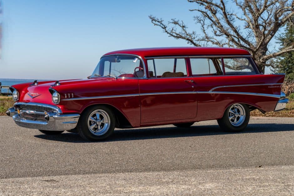 1957 Chevrolet Tri-5 sold for $33,500