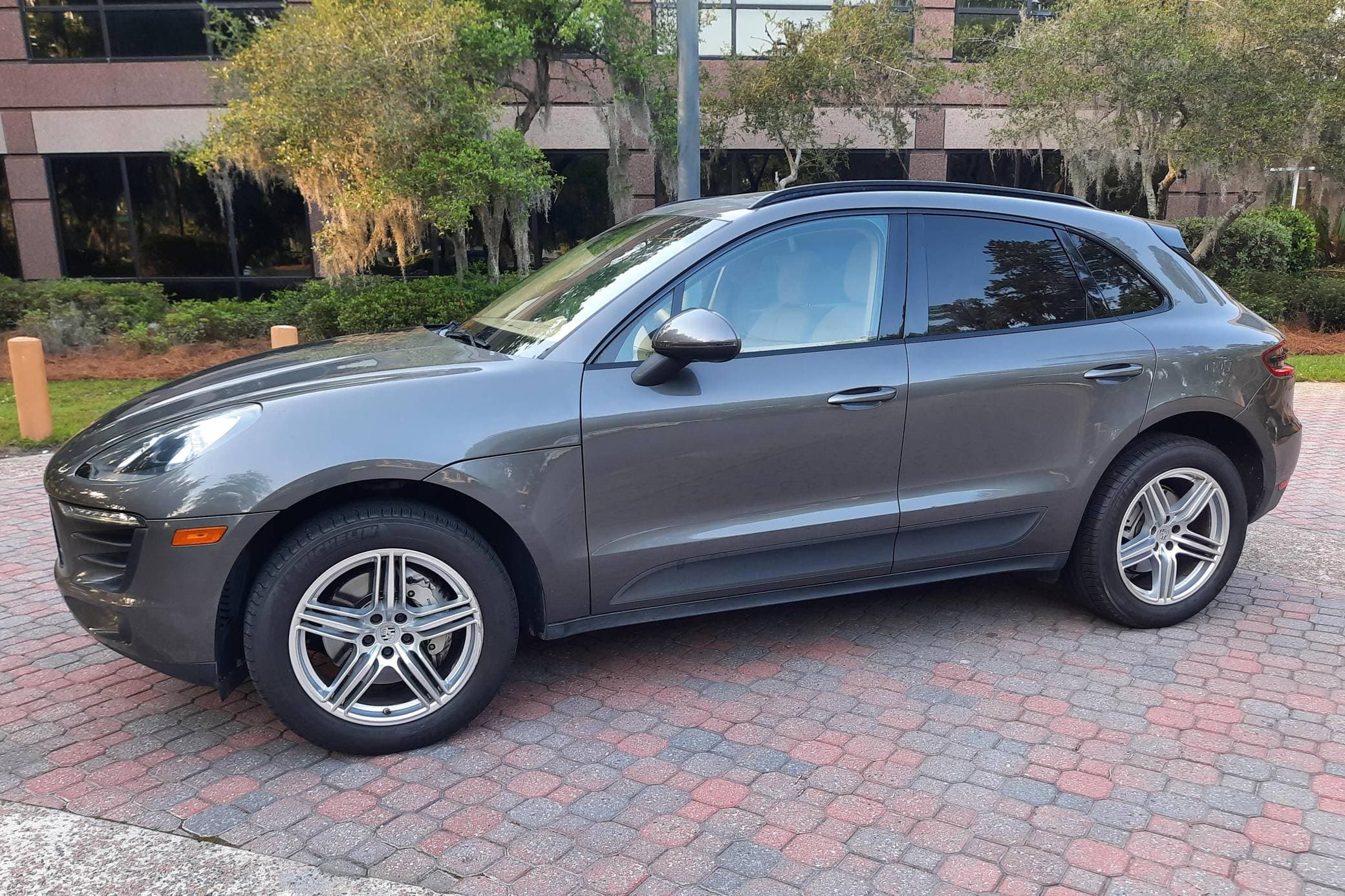 2015 Porsche Macan sold for $13,000