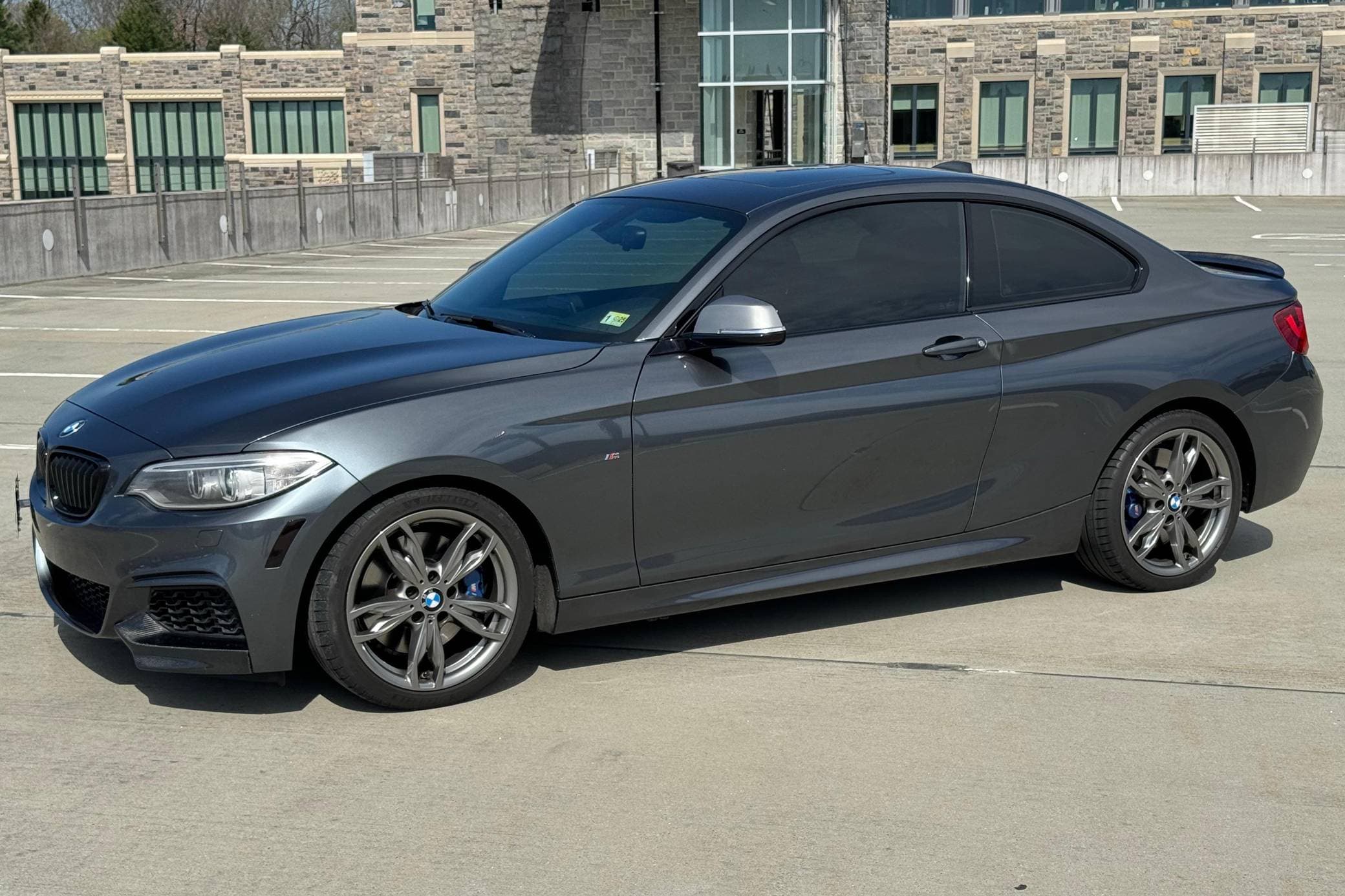 2014 BMW 2 Series sold for $27,250