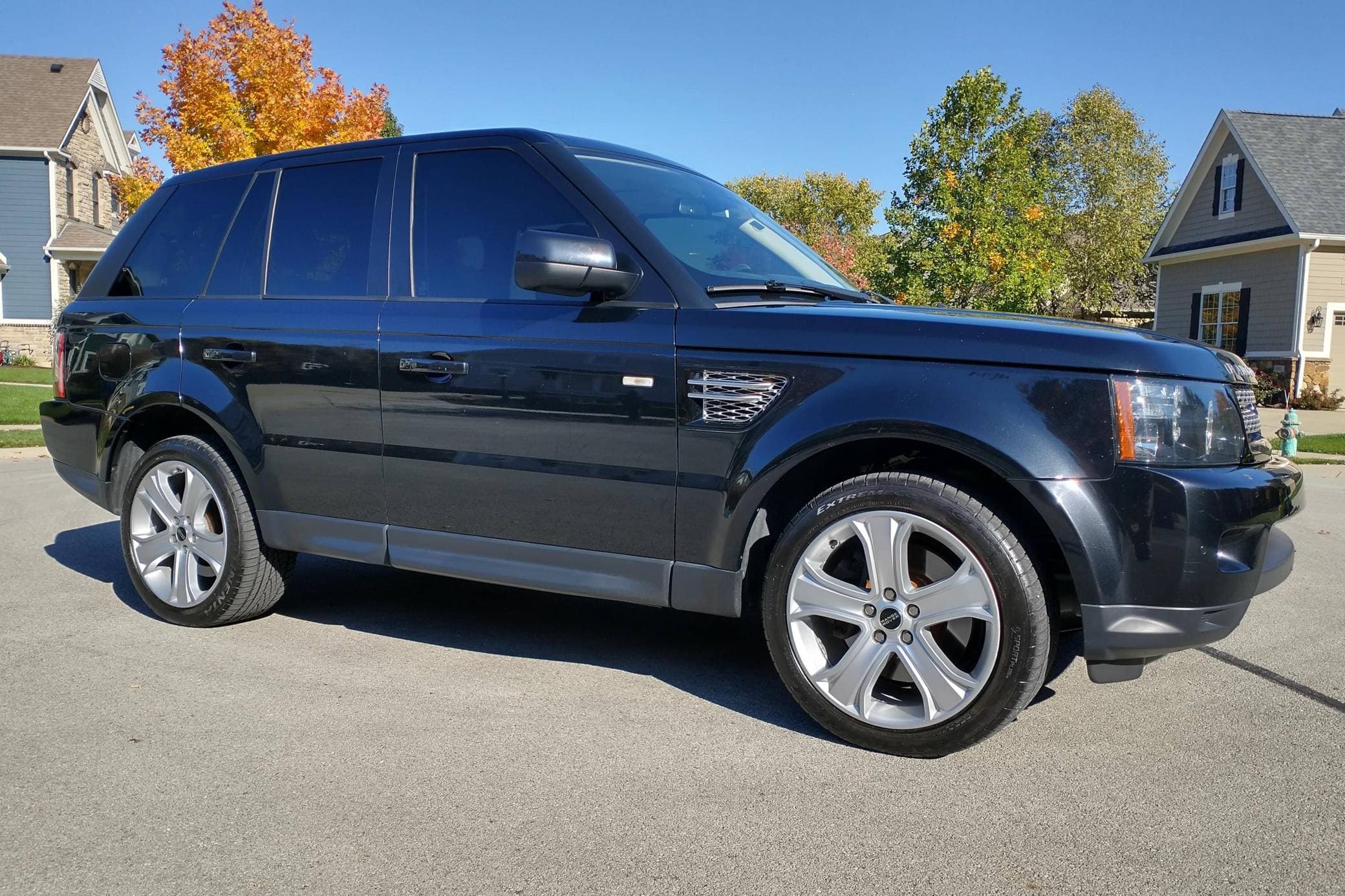 2012 Land Rover Range Rover Sport sold for $21,500