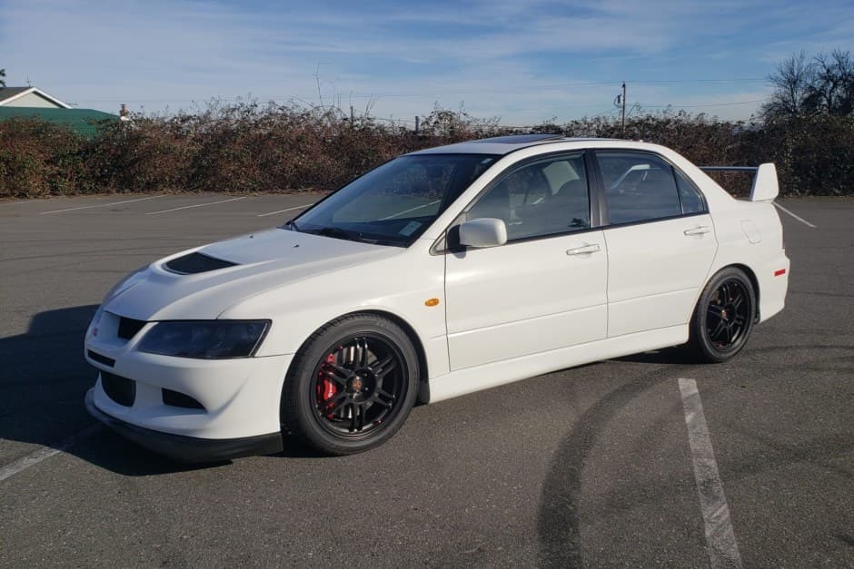 2005 Mitsubishi Lancer Evolution sold for $30,500