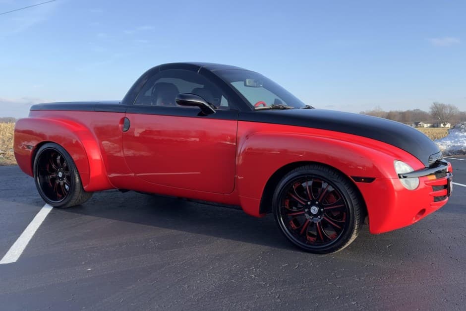 2004 Chevrolet SSR sold for $17,500