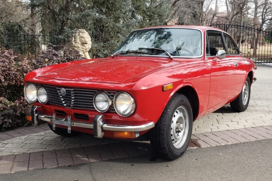 1974 Alfa Romeo 105/115 Series Coupe sold for $34,000