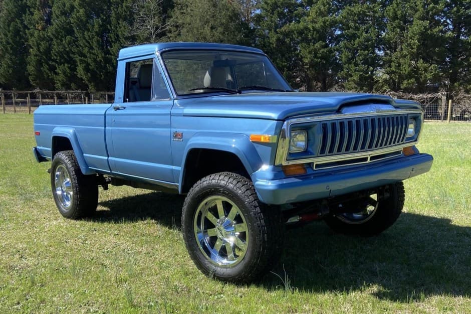 1981 Jeep Pickup sold for $31,500