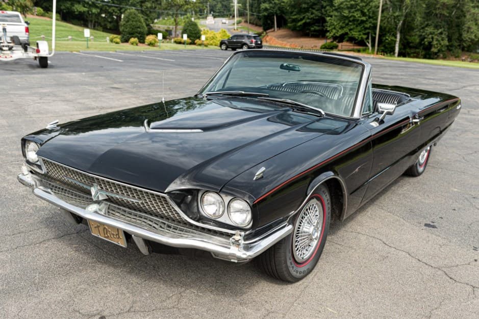 1966 Ford Thunderbird (1964-1966) sold for $18,660