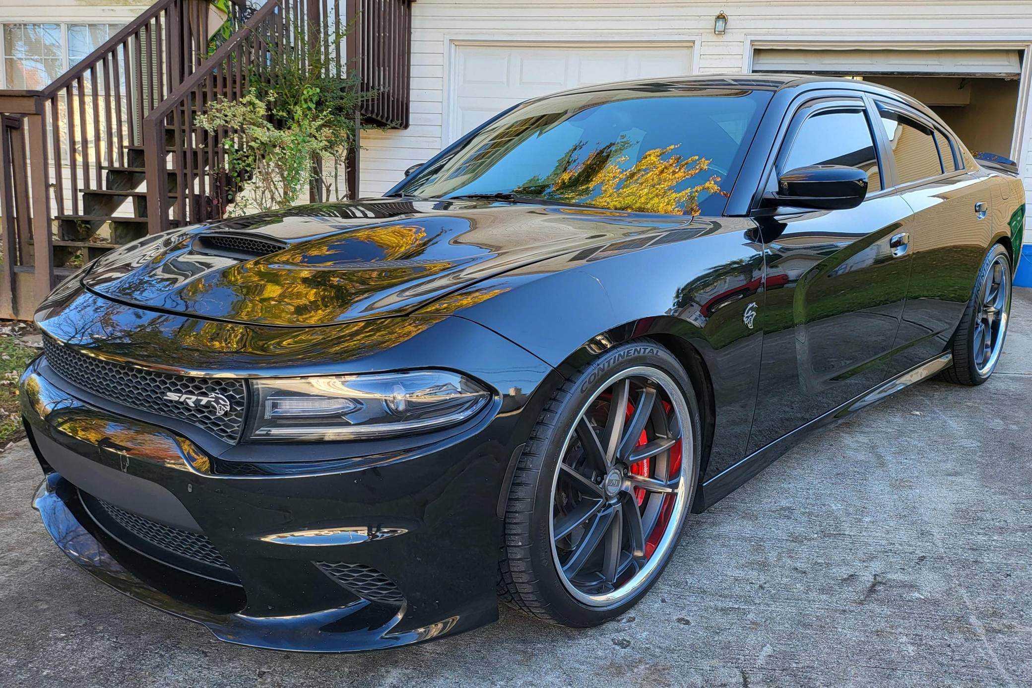 2015 Dodge Charger sold for $33,000