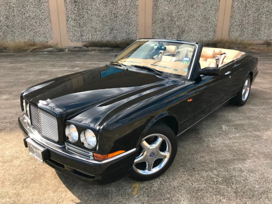 1999 Bentley Azure sold for $48,000