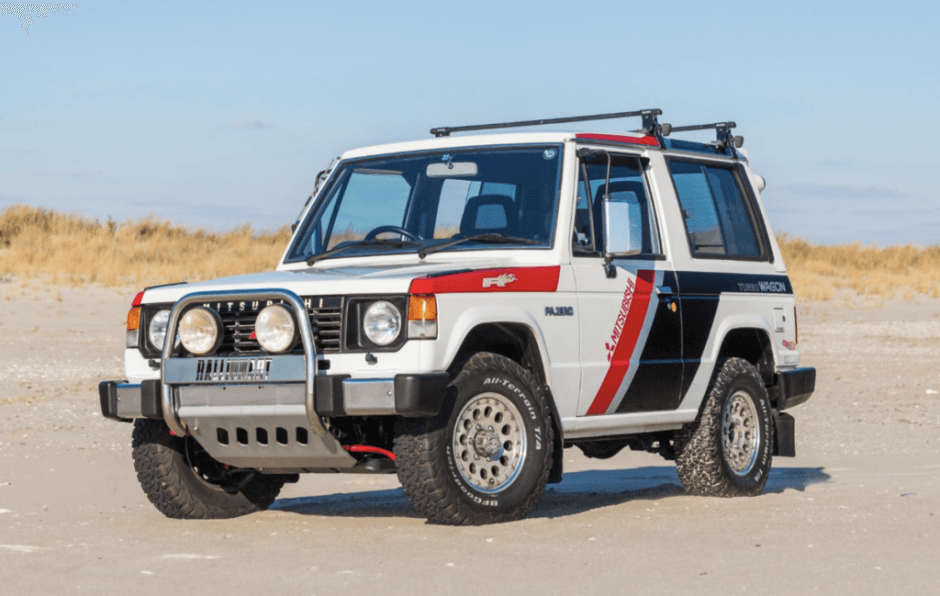 1988 Mitsubishi Pajero & Montero sold for $22,750