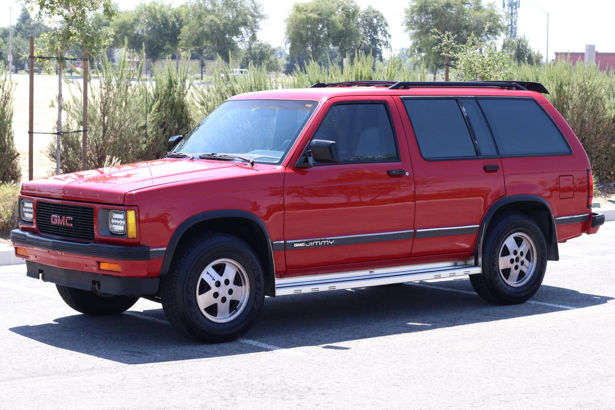 1992 GMC Jimmy sold for $6,600