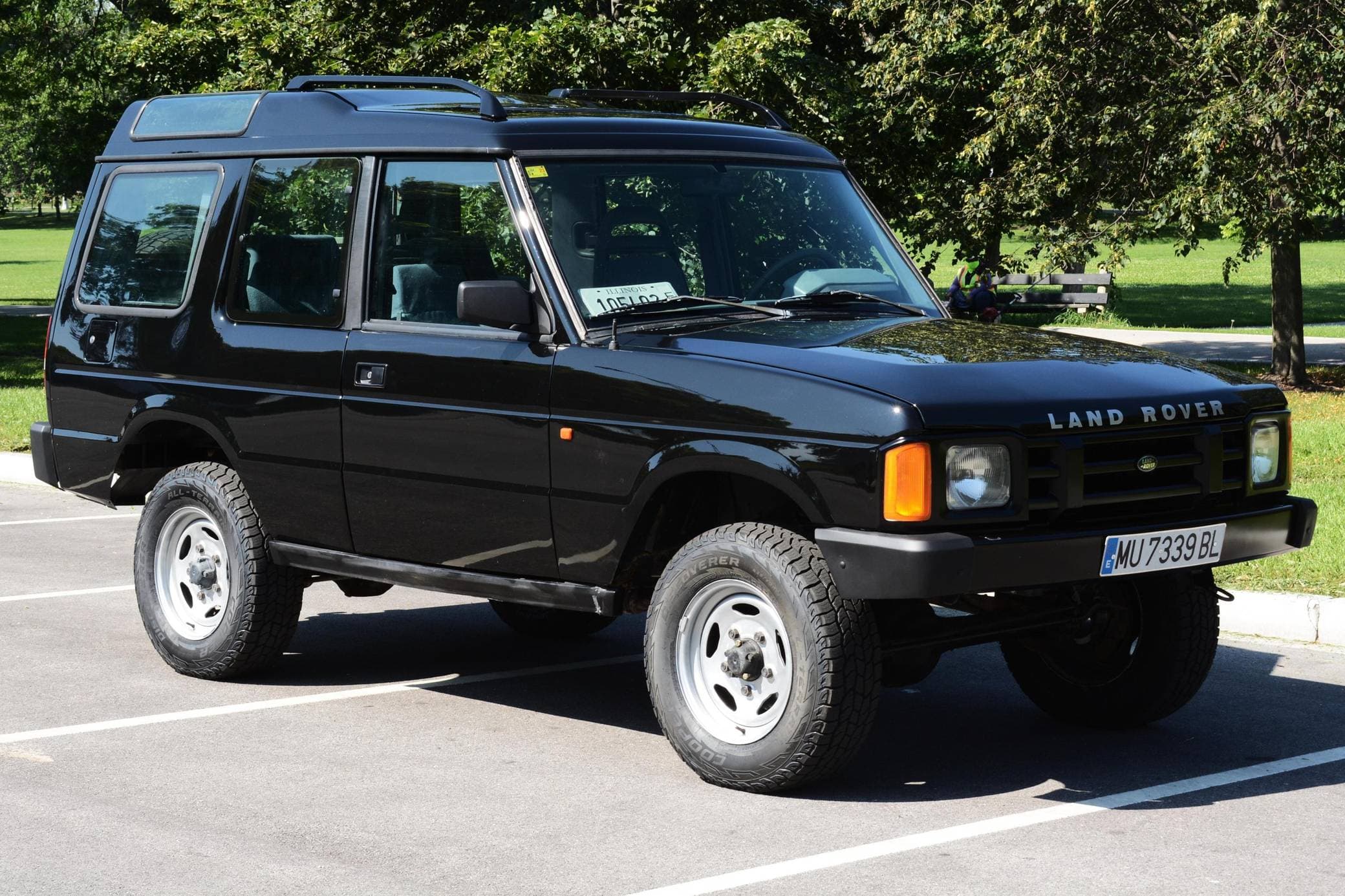 1991 Land Rover Discovery sold for $13,750