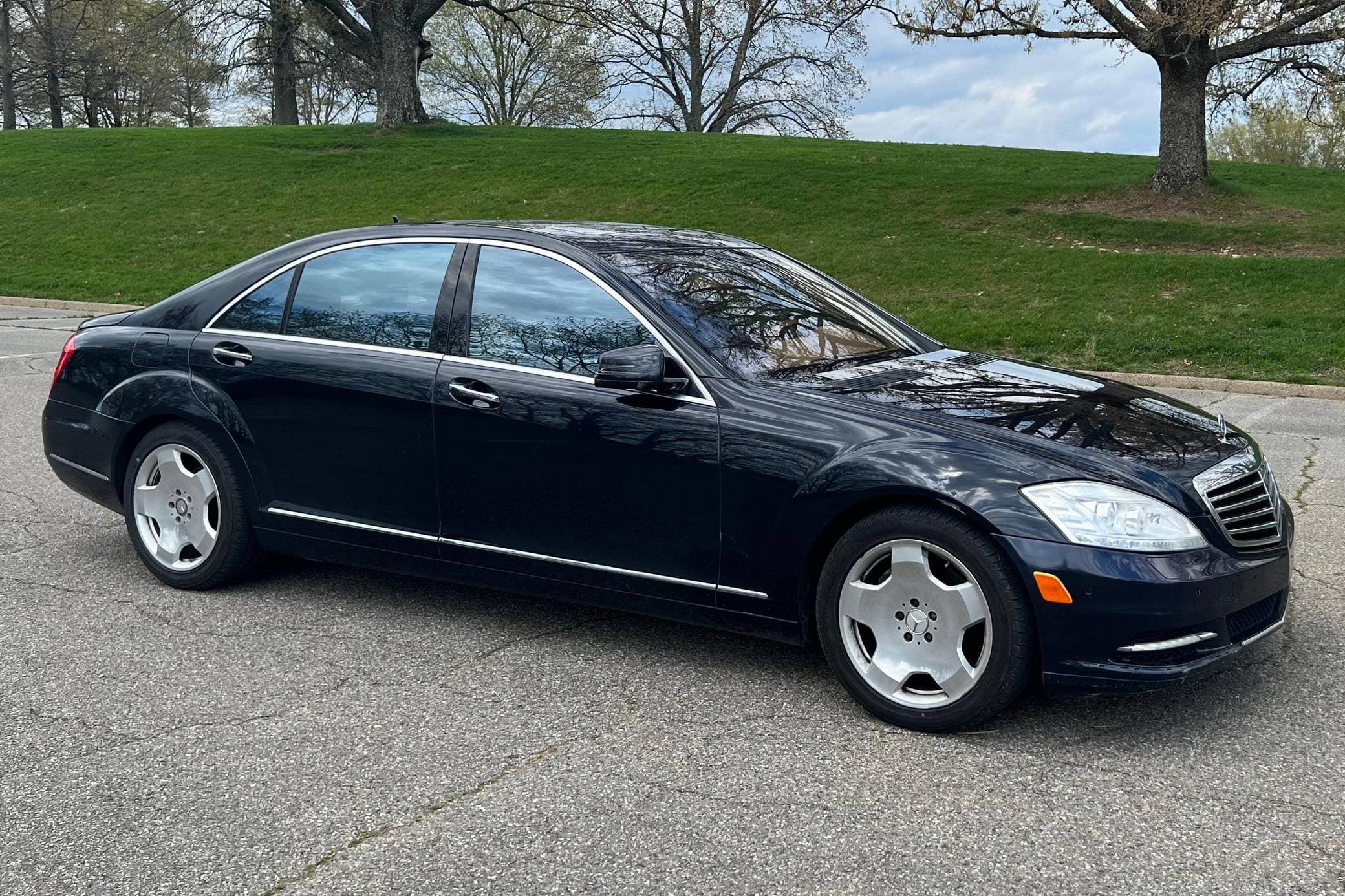 2010 Mercedes-Benz S-Class sold for $6,780