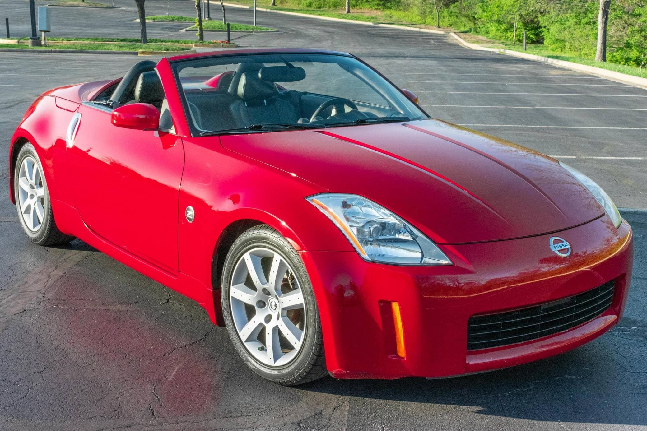 2004 Nissan 350Z sold for $10,600