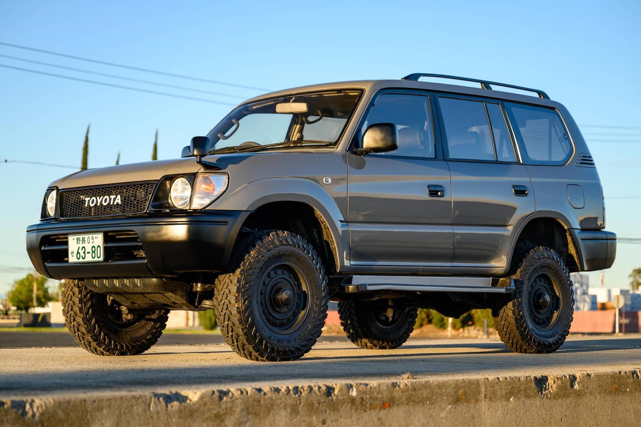 1998 Toyota Land Cruiser sold for $21,500