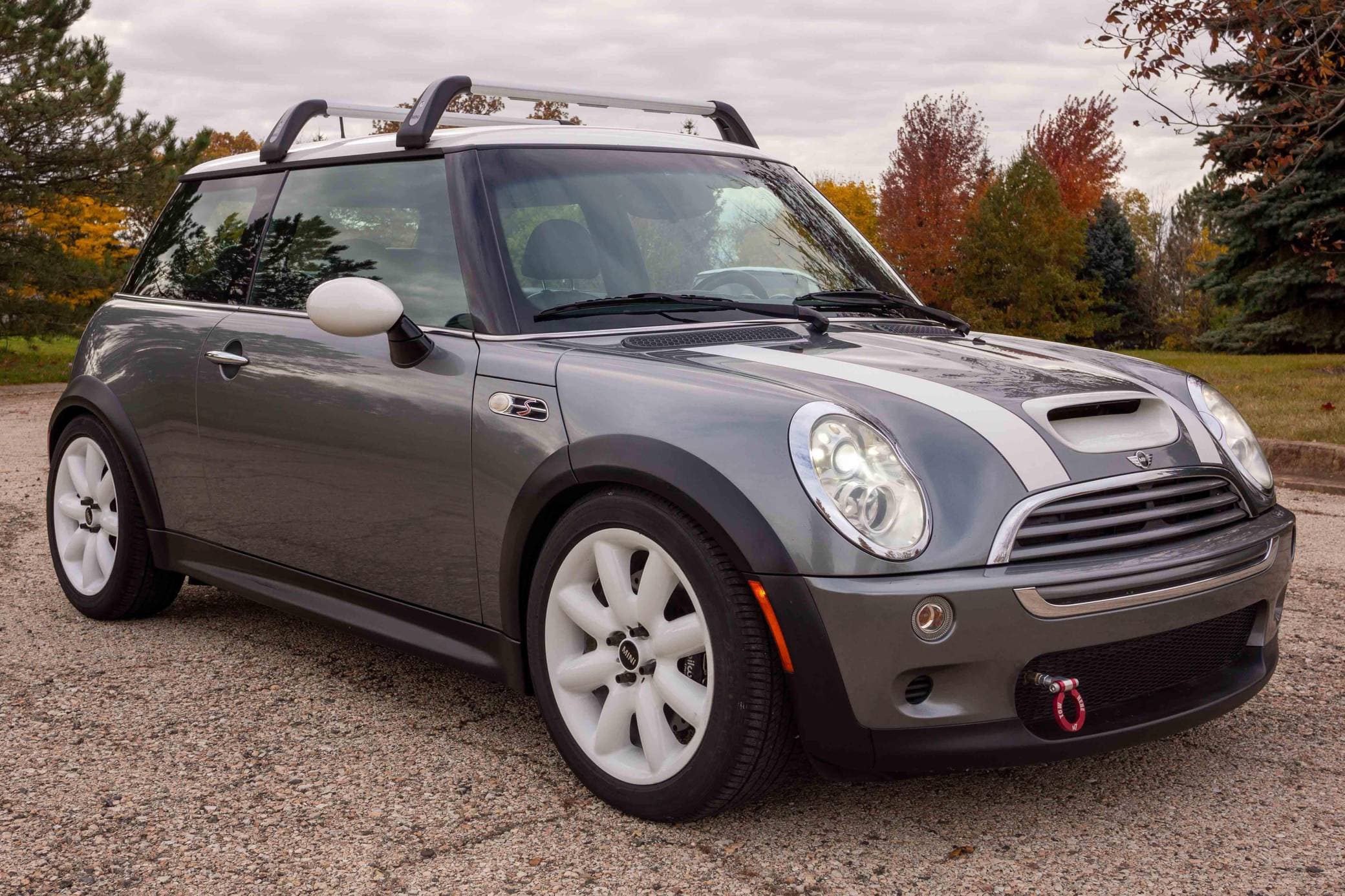 2005 MINI Cooper sold for $7,100