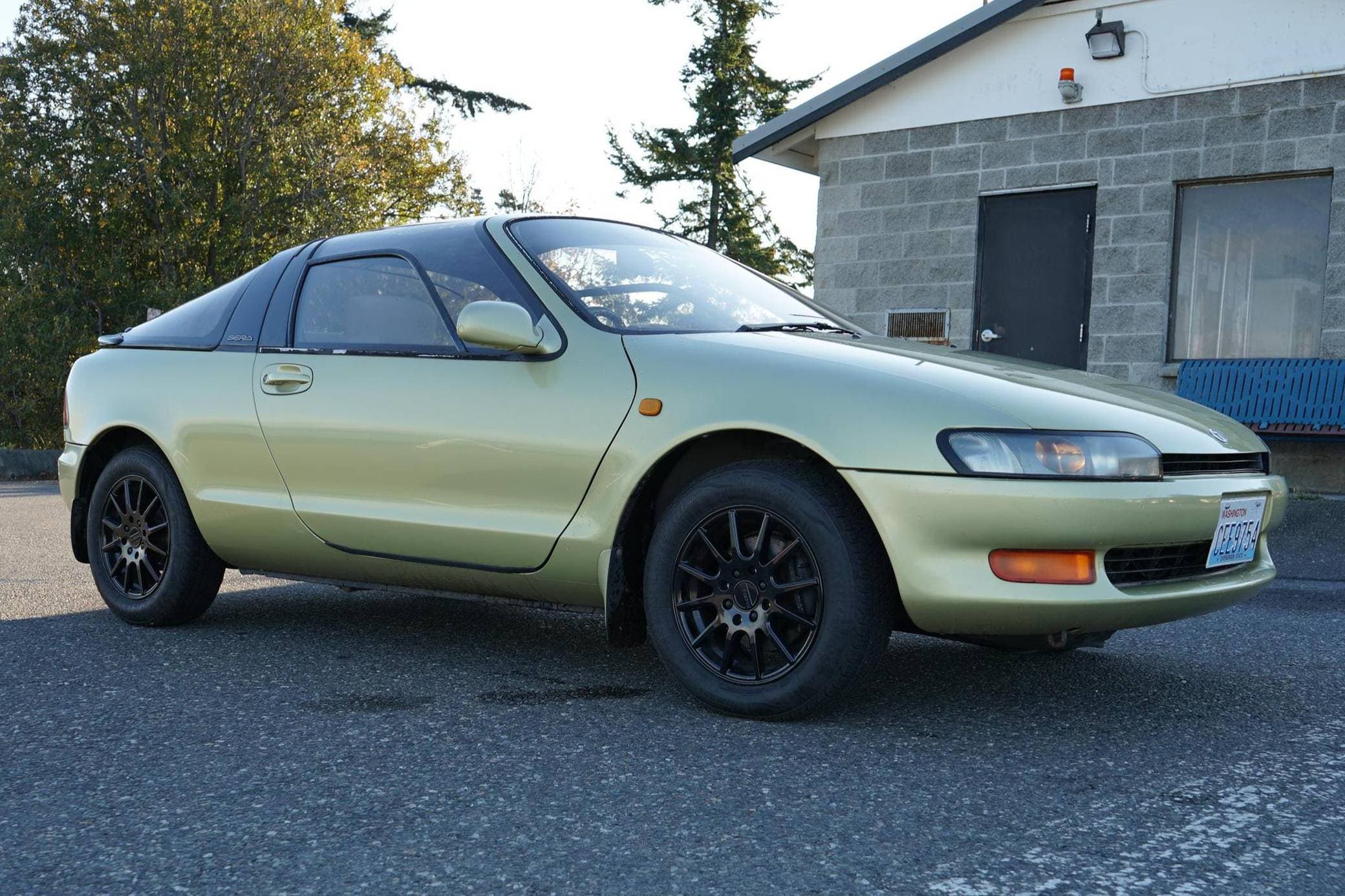 1990 Toyota Sera sold for $6,850