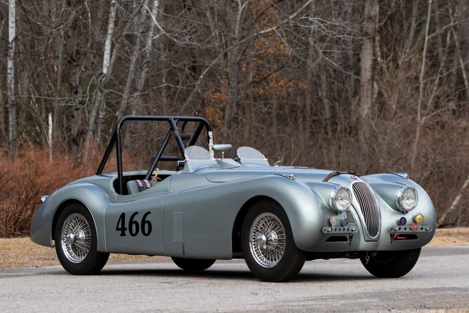1952 Jaguar XK120 sold for $60,000