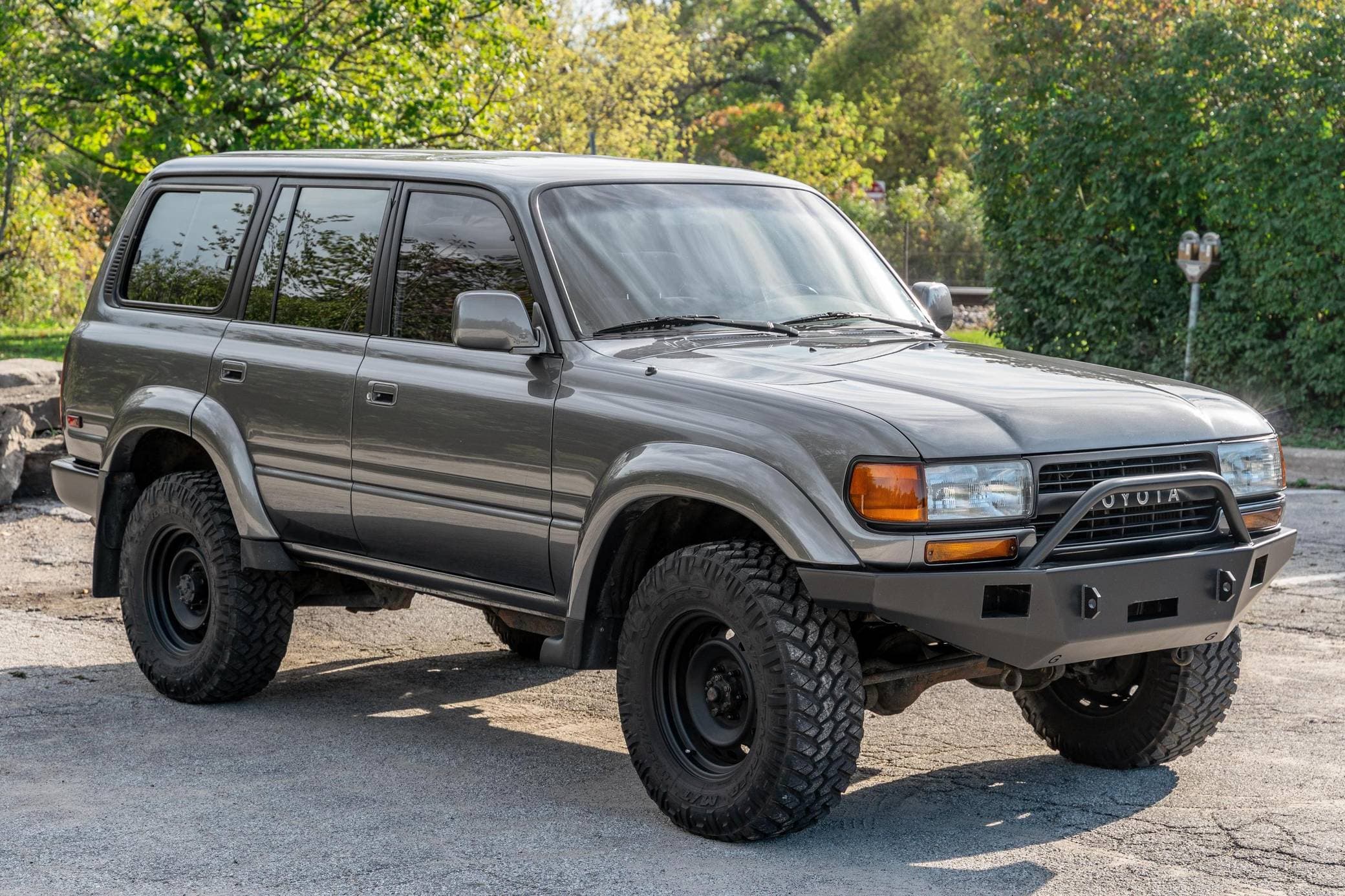 1994 Toyota Land Cruiser sold for $21,500