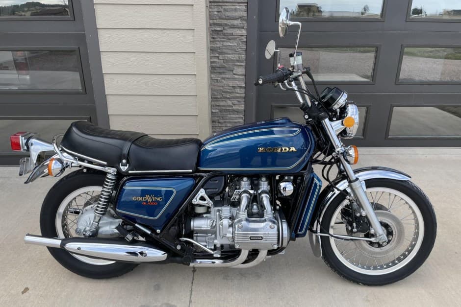 1977 Honda Gold Wing sold for $8,100