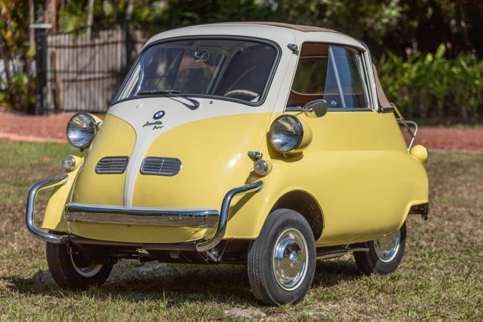 1957 BMW Isetta sold for $29,250
