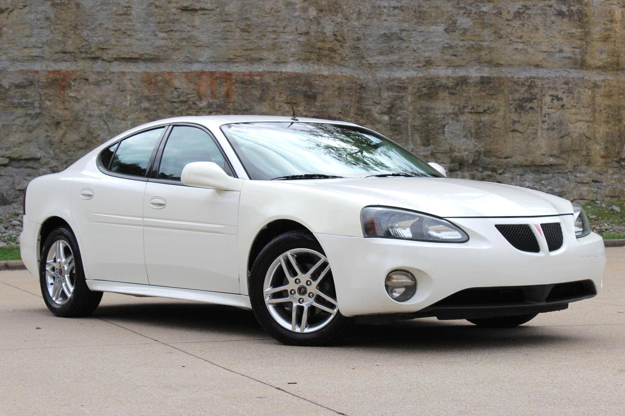 2005 Pontiac Grand Prix sold for $6,600