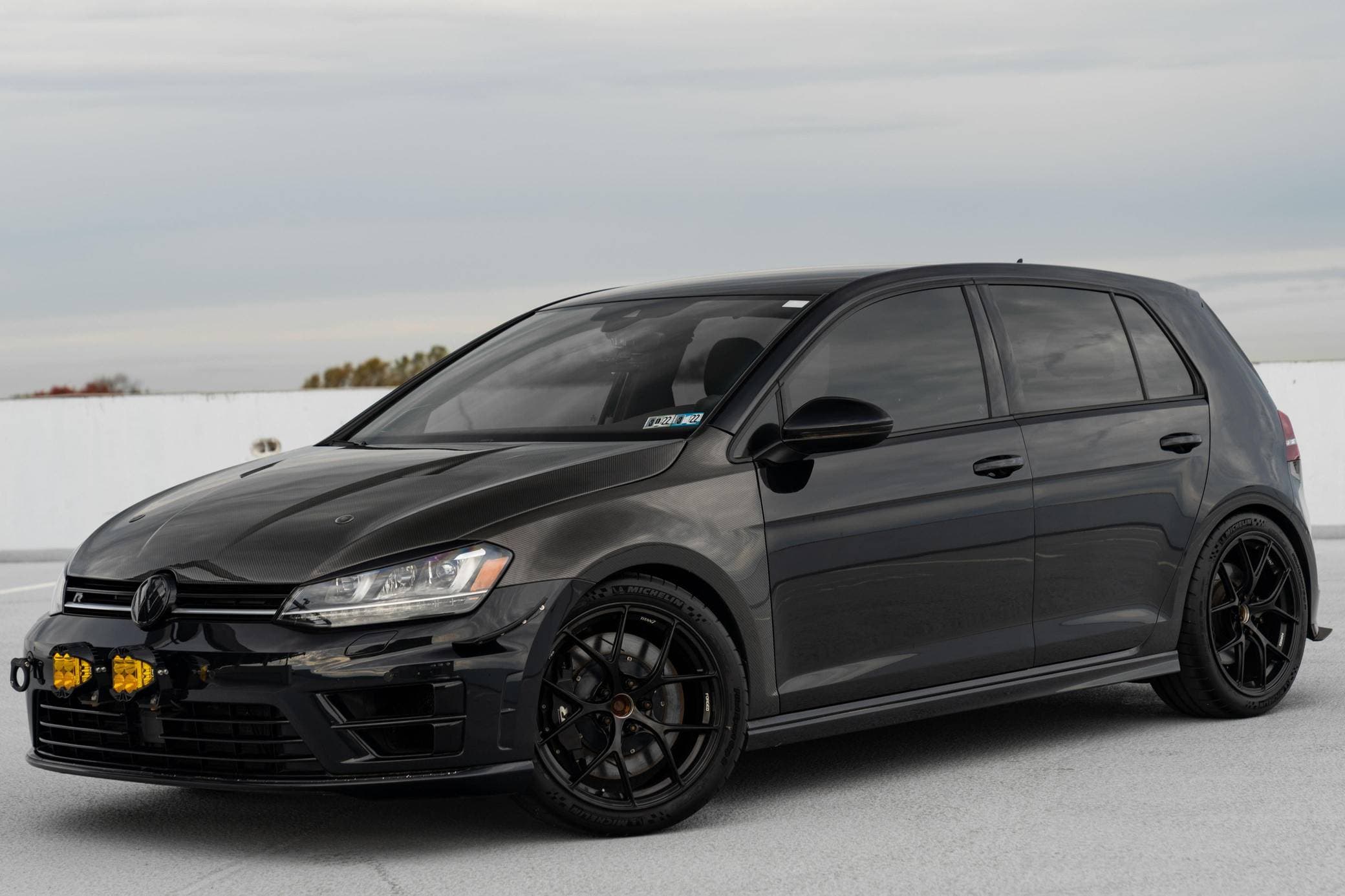 2017 Volkswagen Golf R sold for $35,710