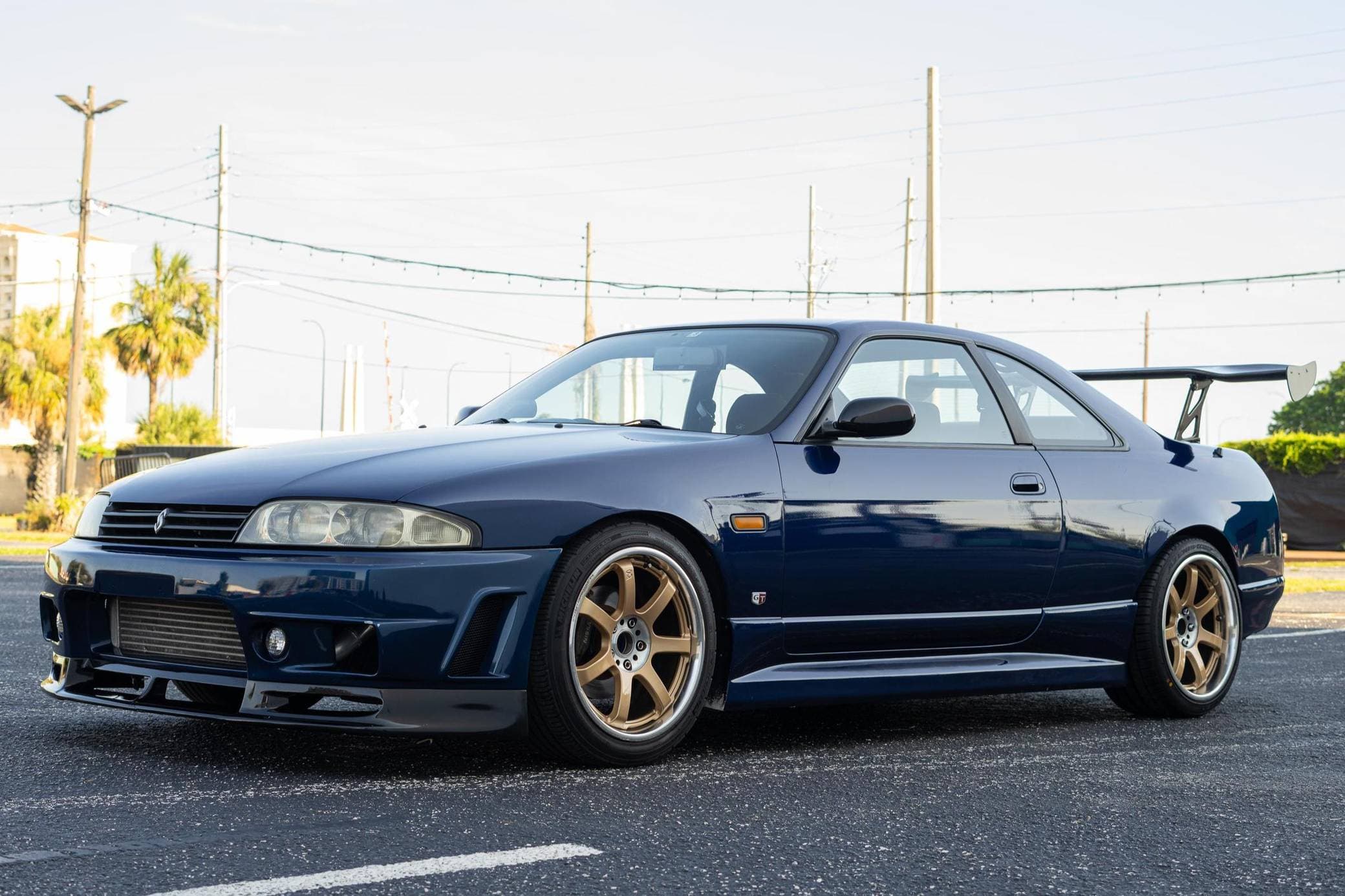 1993 Nissan R33 Skyline sold for $30,500
