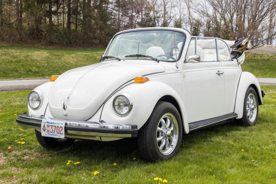 1979 Volkswagen Super Beetle sold for $18,250