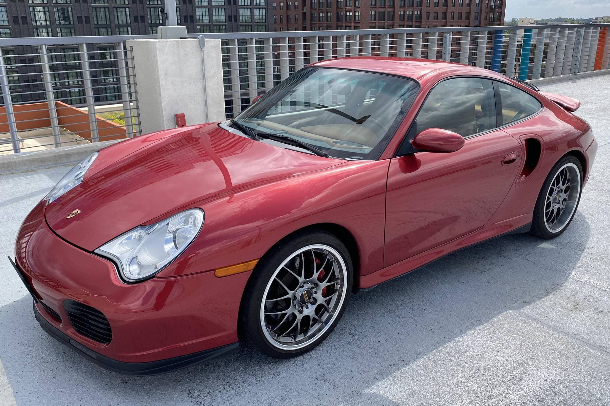 2001 Porsche 996 911 sold for $65,500