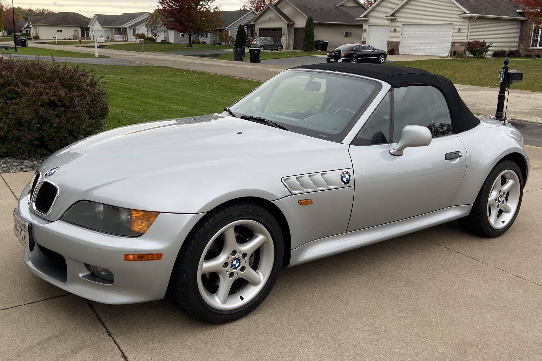 1998 BMW Z3 sold for $10,500