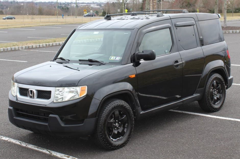 2009 Honda Element sold for $16,750