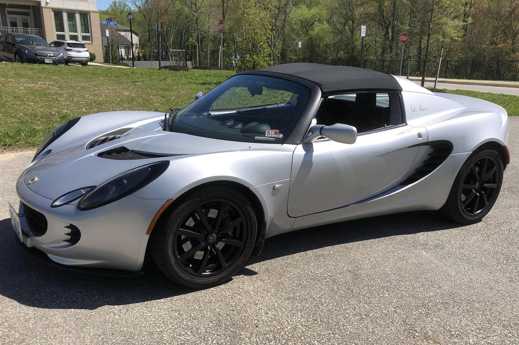 2005 Lotus Elise sold for $36,750