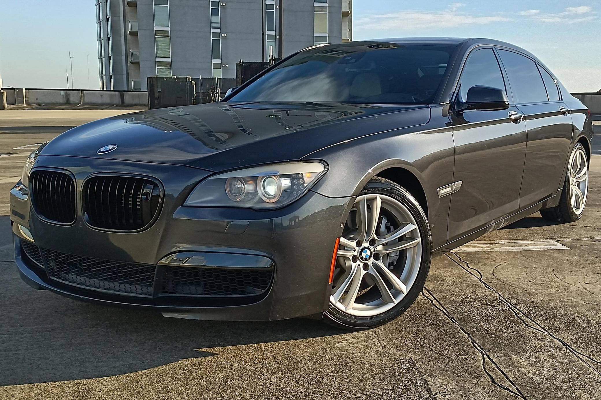 2010 BMW 7 Series sold for $12,800